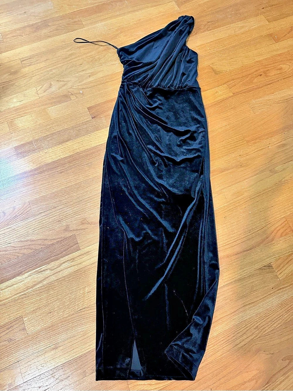 Express One-Shoulder Velvet Gown Black Maxi Dress